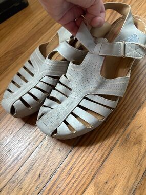 Women’s Taupe Strappy Leather Slingback Closed Toe Sandals